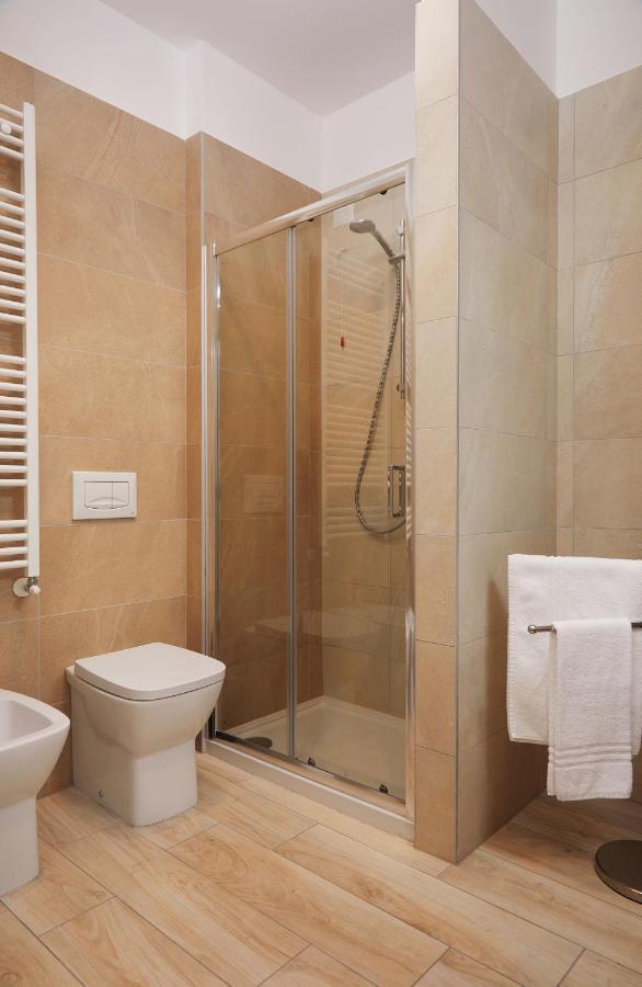 Cenisio Elyon Apartment Milan Luaran gambar